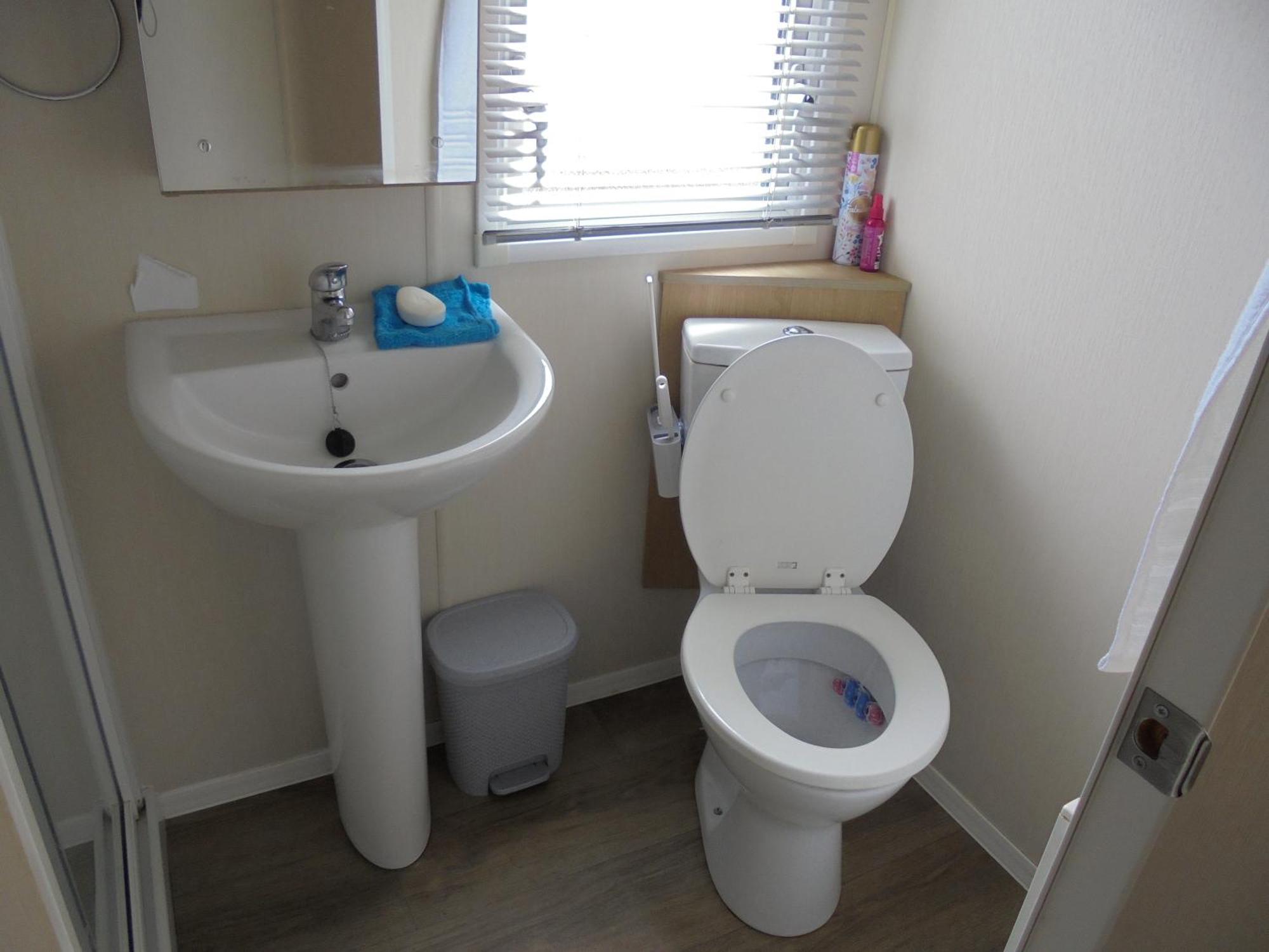 Kingfisher Seasons Ii 8 Berth Close To Site Entrance Holiday home Ingoldmells