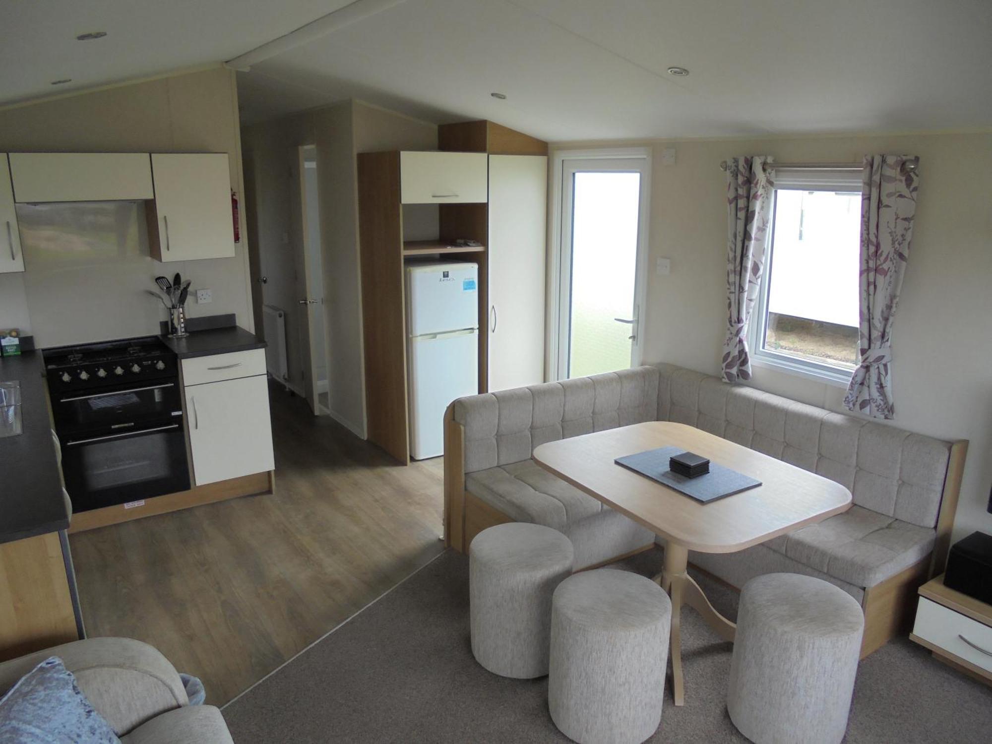 Holiday home Kingfisher Seasons Ii 8 Berth Close To Site Entrance *