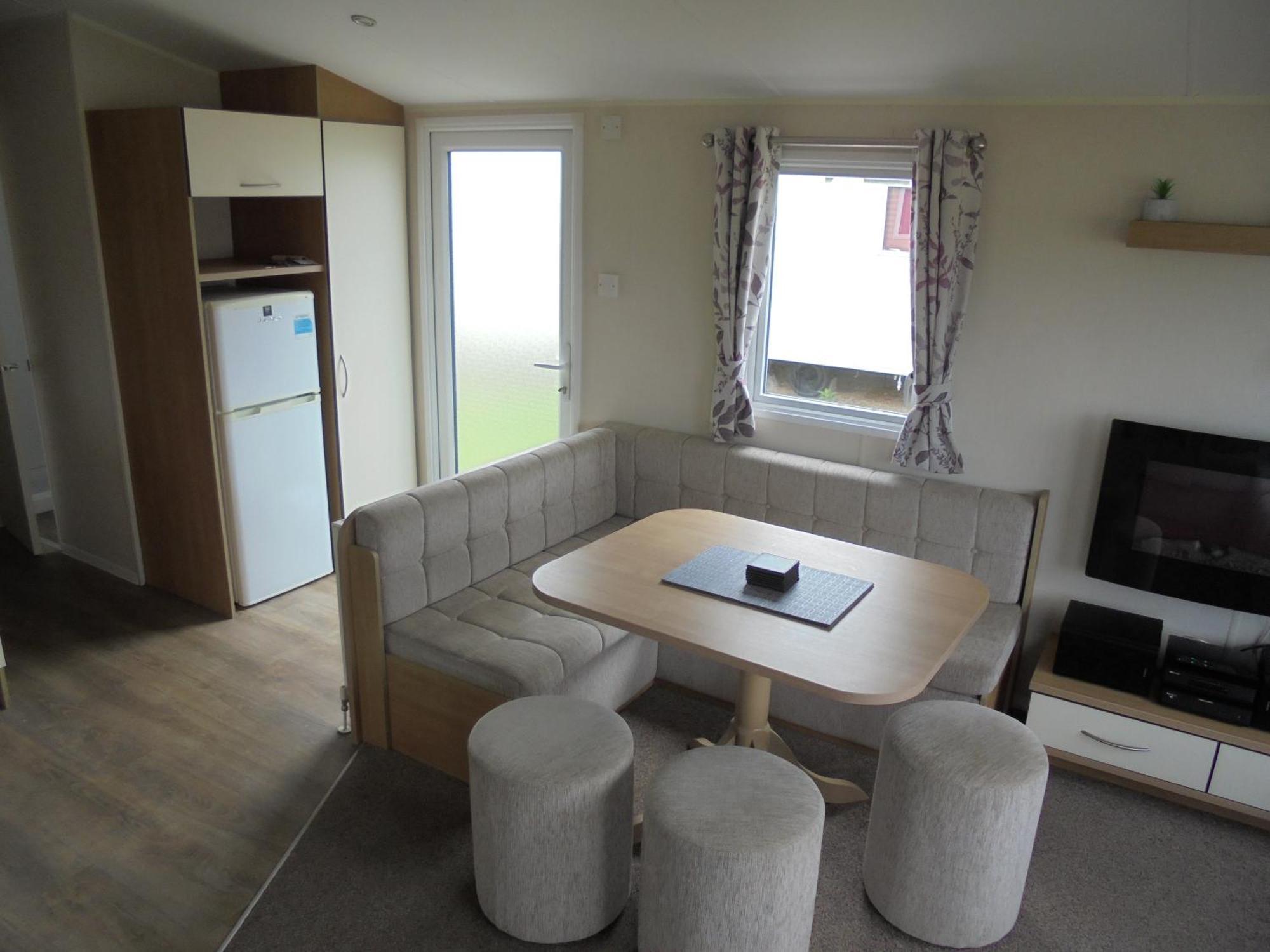 Kingfisher Seasons Ii 8 Berth Close To Site Entrance